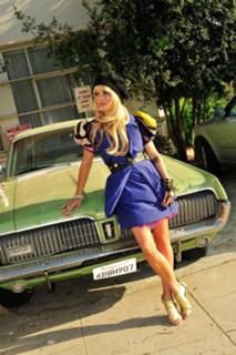 Taryn Manning feet photo thumbnail