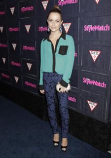 Taryn Manning feet photo thumbnail