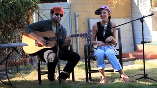Taryn Southern feet photo thumbnail