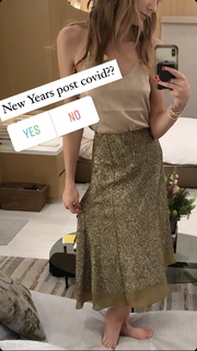 Taryn Southern feet photo thumbnail