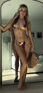 Tasha Ghouri feet photo 17