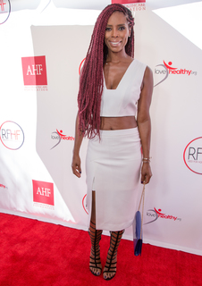 Tasha Smith feet photo thumbnail