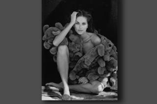 Tasha de Vasconcelos feet photo 3