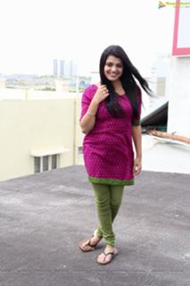 Tashu Kaushik feet photo 5