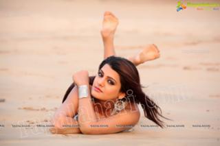 Tashu Kaushik feet photo 17