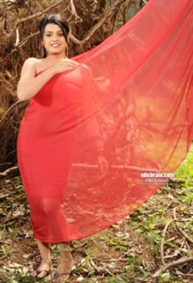 Tashu Kaushik feet photo 2