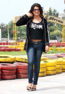 Tashu Kaushik feet photo 11