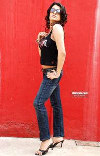 Tashu Kaushik feet photo 17
