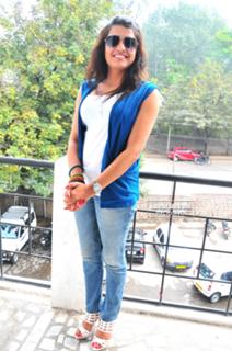 Tashu Kaushik feet photo 5