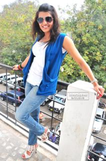 Tashu Kaushik feet photo 17