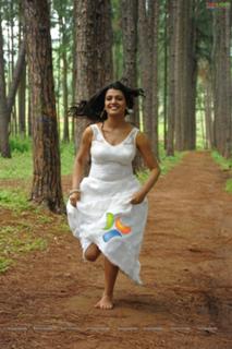 Tashu Kaushik feet photo 12