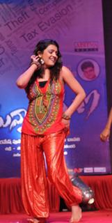 Tashu Kaushik feet photo 11