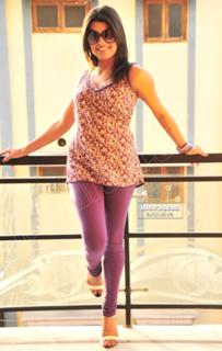 Tashu Kaushik feet photo 11