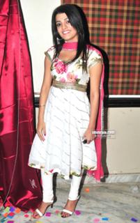 Tashu Kaushik feet photo 9