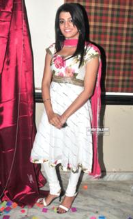 Tashu Kaushik feet photo 4