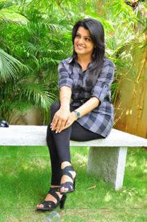 Tashu Kaushik feet photo 1