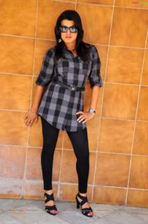 Tashu Kaushik feet photo 14