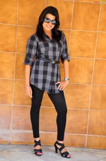 Tashu Kaushik feet photo 10