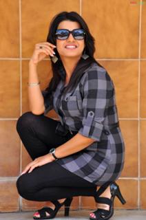 Tashu Kaushik feet photo 9