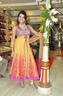 Tashu Kaushik feet photo 17