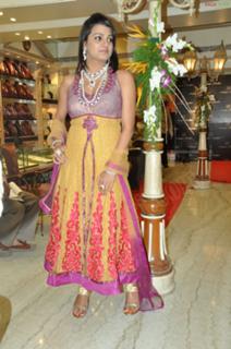 Tashu Kaushik feet photo 16