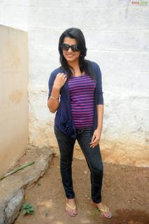 Tashu Kaushik feet photo 10