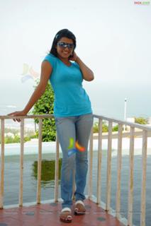 Tashu Kaushik feet photo 13
