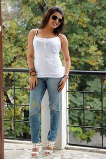 Tashu Kaushik feet photo 1