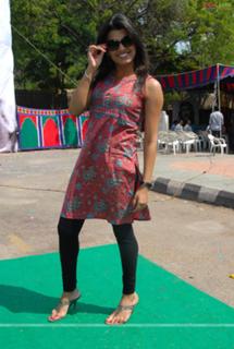 Tashu Kaushik feet photo 14
