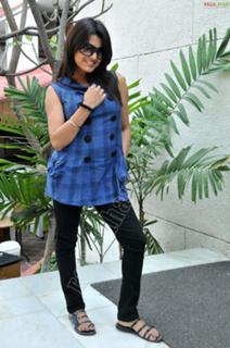 Tashu Kaushik feet photo 13