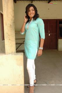 Tashu Kaushik feet photo 15