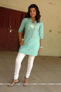 Tashu Kaushik feet photo 11