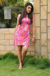 Tashu Kaushik feet photo 15