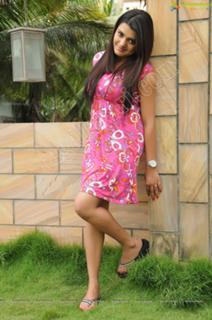 Tashu Kaushik feet photo 8