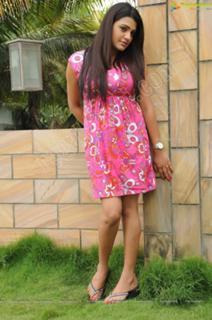 Tashu Kaushik feet photo 5