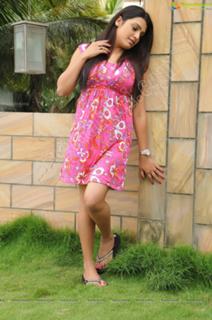 Tashu Kaushik feet photo 19