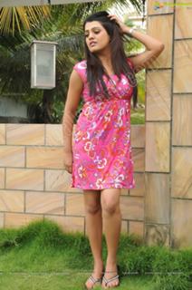 Tashu Kaushik feet photo 13