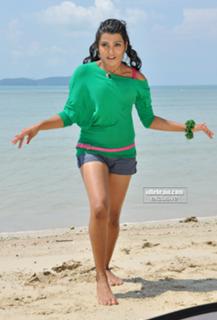 Tashu Kaushik feet photo 3
