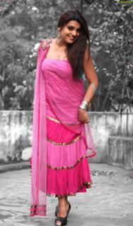 Tashu Kaushik feet photo 16