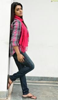 Tashu Kaushik feet photo 14
