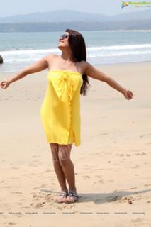 Tashu Kaushik feet photo 13