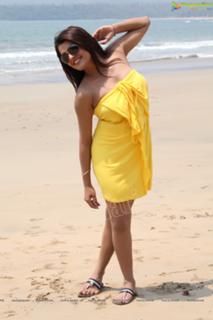 Tashu Kaushik feet photo 8