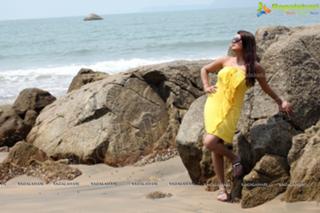 Tashu Kaushik feet photo 16