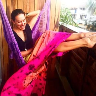 Tasya Teles feet photo 2