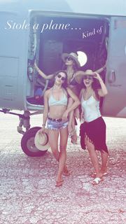 Tasya Teles feet photo 20
