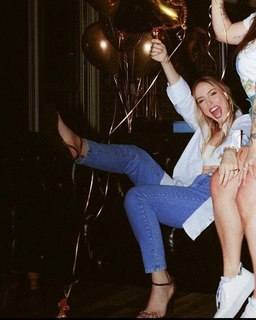 Tata Estaniecki feet photo 2
