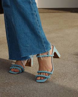 Tata Estaniecki feet photo 16