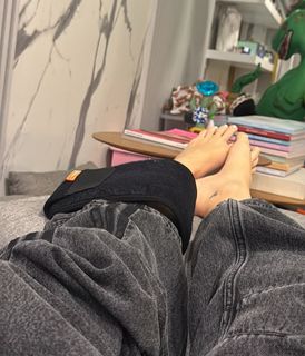 Tata Estaniecki feet photo 5