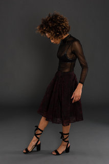 Tati Gabrielle feet photo 1