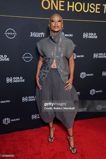 Tati Gabrielle feet photo 8
